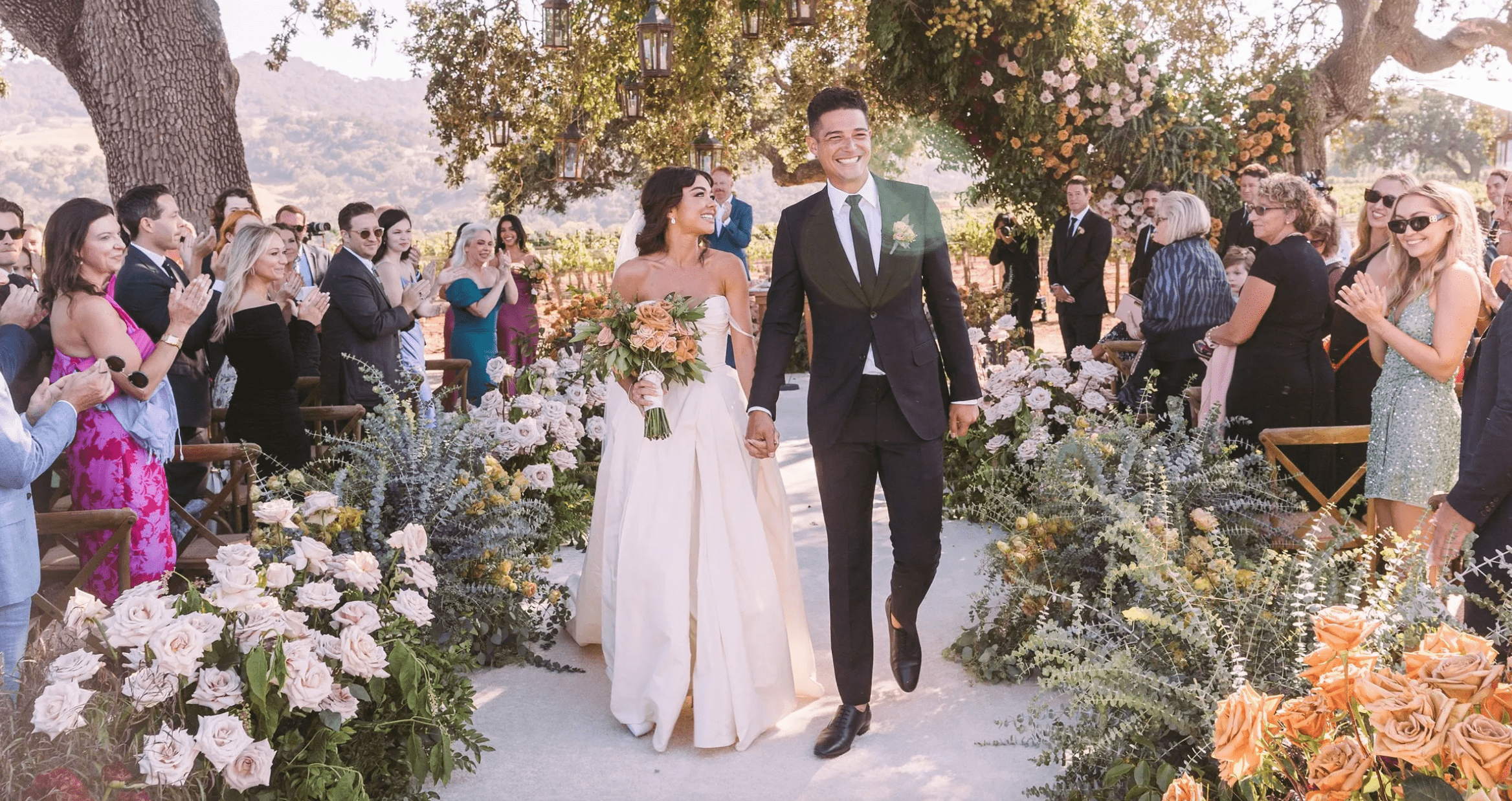 Sarah Hyland Vera Wang Wedding Dresses - Photo: John & Joseph1 - Cats & Coffee