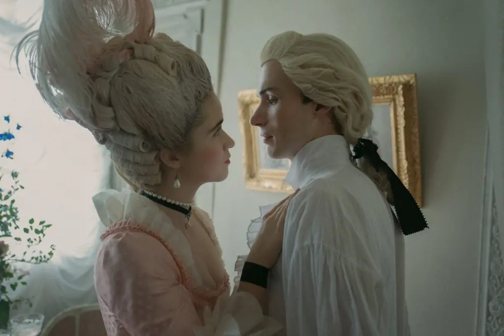 In ‘Dangerous Liaisons,’ Alice Englert and Nicholas Denton Play the Game, Alexis Soloski for The New York Times - Cats & Coffee In ‘Dangerous Liaisons,’ Alice Englert and Nicholas Denton Play the Game, Alexis Soloski for The New York Times