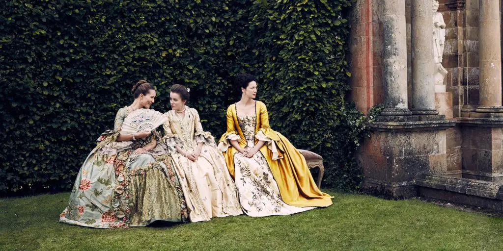 hbz-outlander-s2-claire-mary-louise-1504236786 - Cats & Coffee Outlander Season 2 Still, photo from Starz