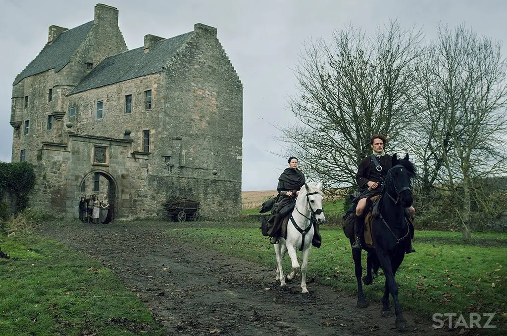 Outlander-Stills-from-Starz1 - Cats & Coffee Shows to Watch if You Love Outlander