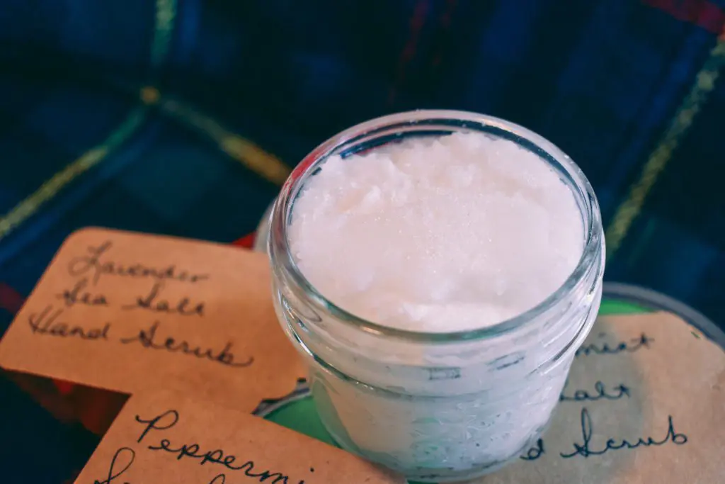 Homemade-Salt-Scrub17 - Cats & Coffee Whether you make a batch for yourself or as gifts, homemade salt scrub is an easy and creative beauty craft. Find out how I made mine here!