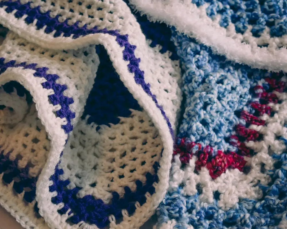 Colorful-Home-Accents-from-the-Critter-Crafting-Crochet-Shop1 - Cats & Coffee