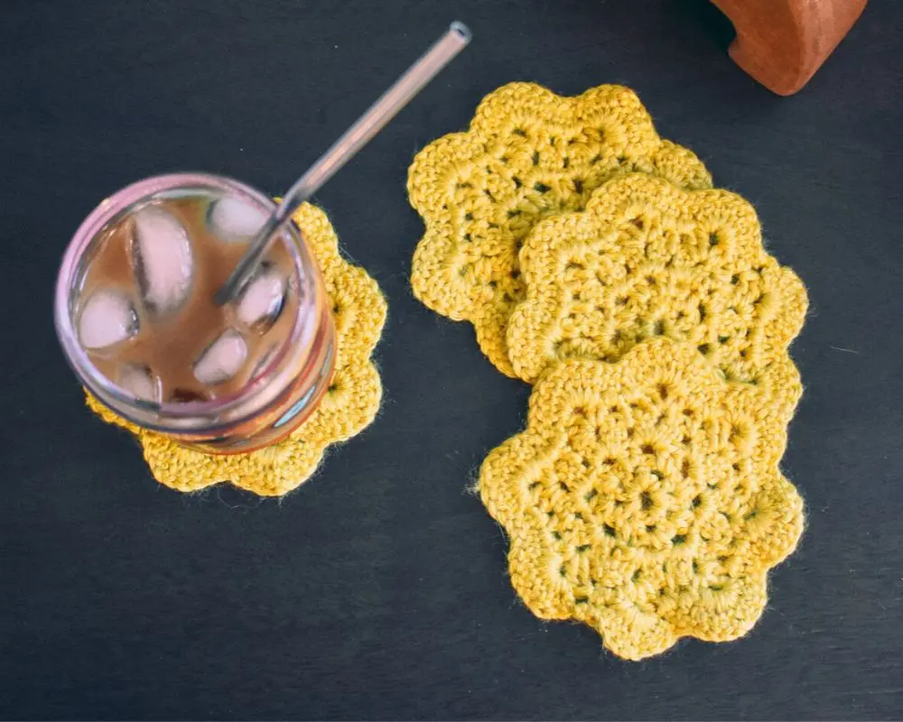 Colorful-Home-Accents-from-the-Critter-Crafting-Crochet-Shop3 - Cats & Coffee