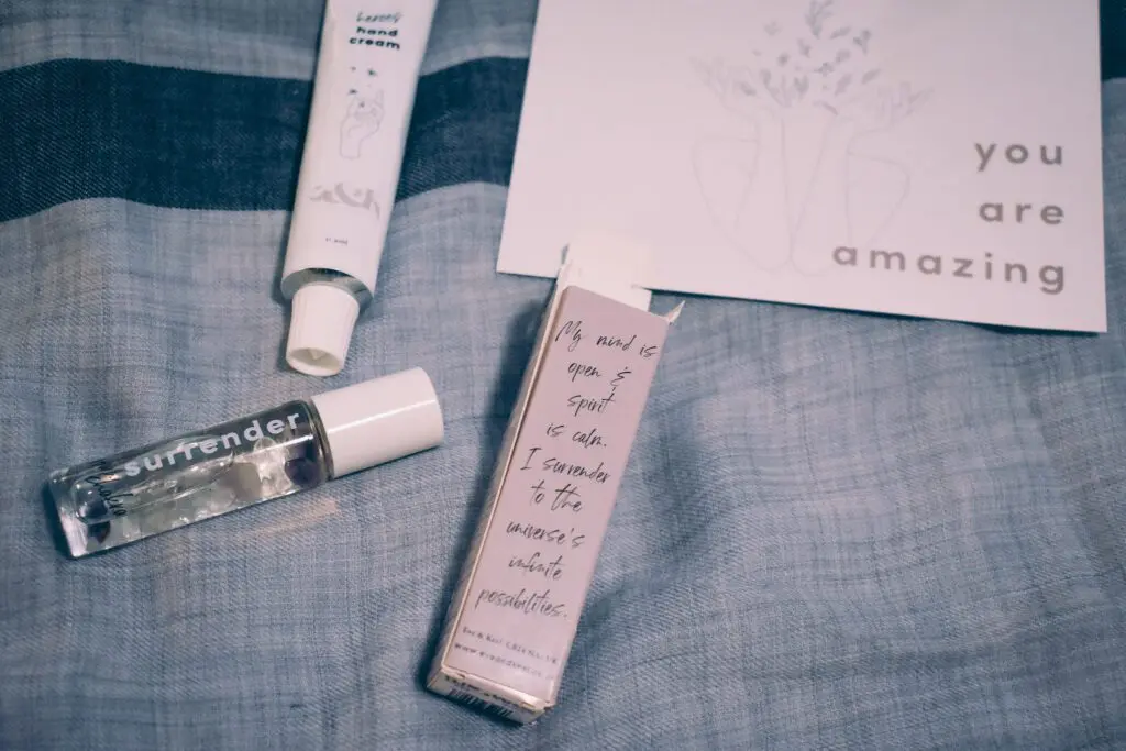 Eve-Keel6 - Cats & Coffee Eve & Keel heroes hand cream (buy one : gift one) and Eve & Keel surrender: crown chakra roller