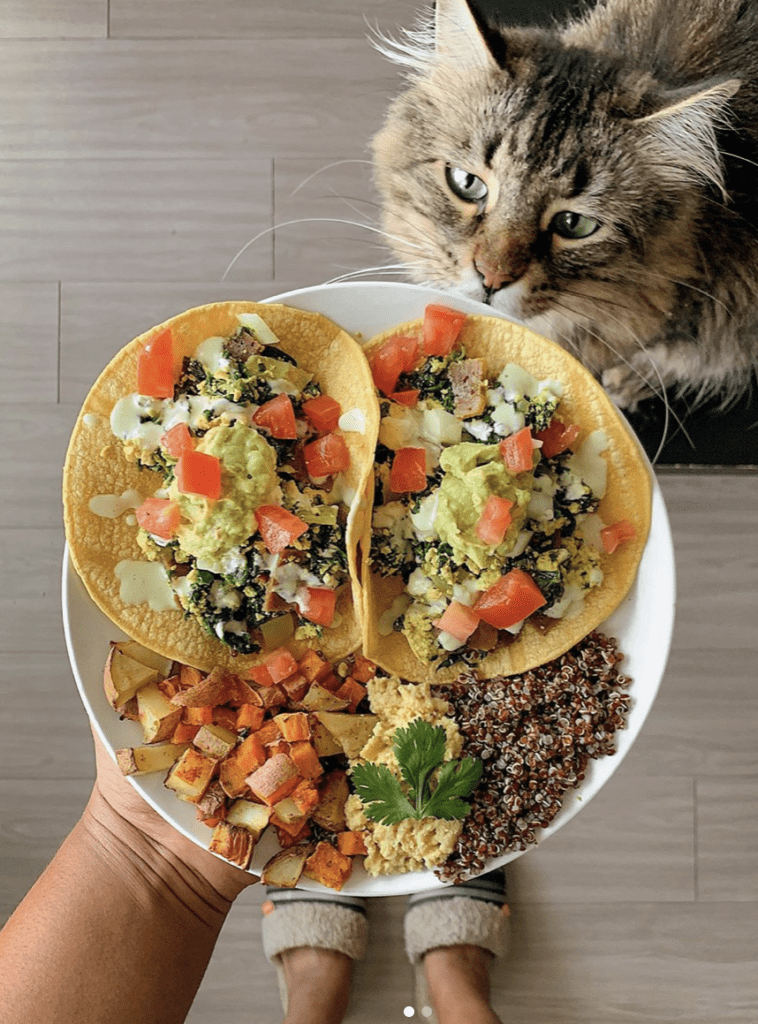 Brooklynne-Palmer-Medical-Student-Plant-Based-Nutrition-Activist-@beetsbybrooke2 - Cats & Coffee