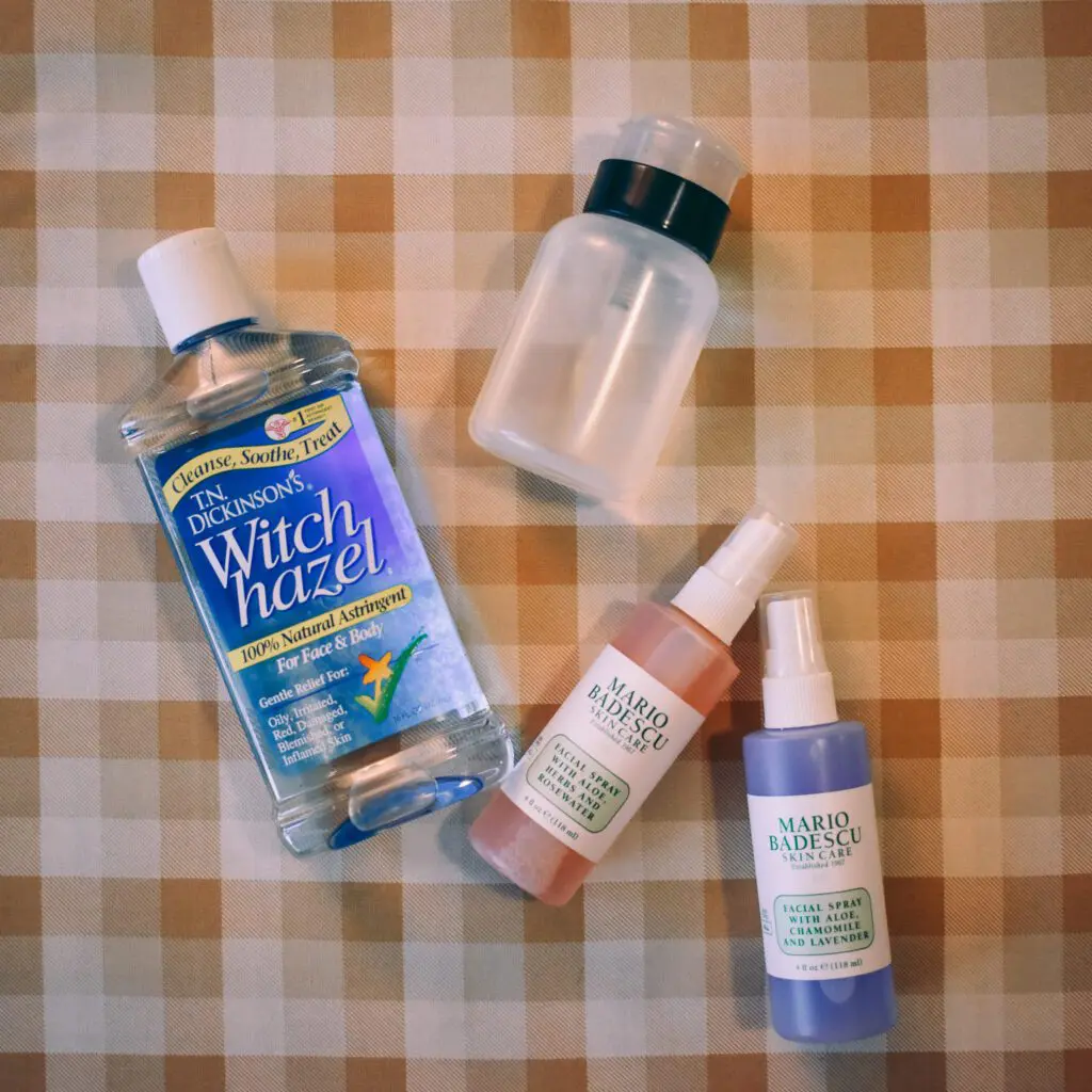 Facial-Toner-FAQ-What-Does-Toner-Do-How-To-Use3 - Cats & Coffee Facial Toner FAQ: What Does Toner Do & How To Use