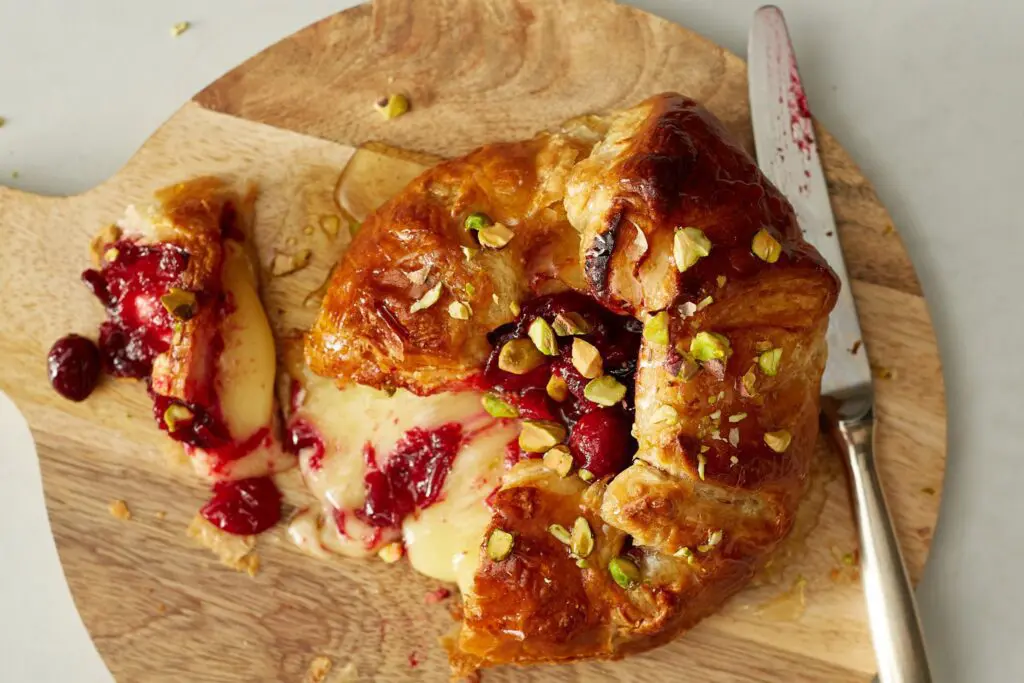 Lidey-Heucks-baked-brie-with-quick-cranberry-jam.Credit...Johnny-Miller-for-The-New-York-Times.-Food-Stylist-Susan-Spungen. - Cats & Coffee
