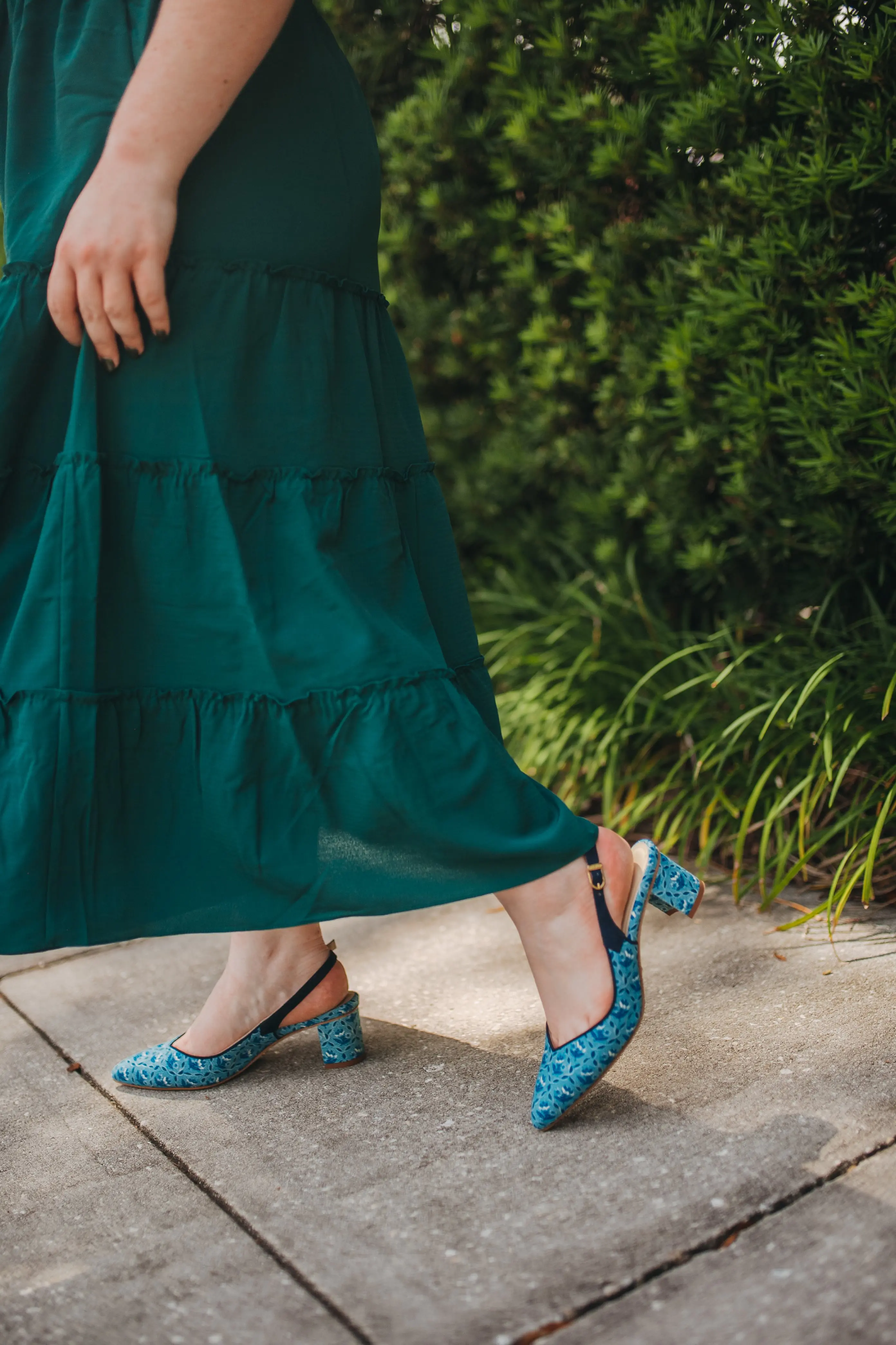 The Hill House Ellie Nap Dress Review 2 - Cats & Coffee Hill House Dress with Sarah Flint Heels