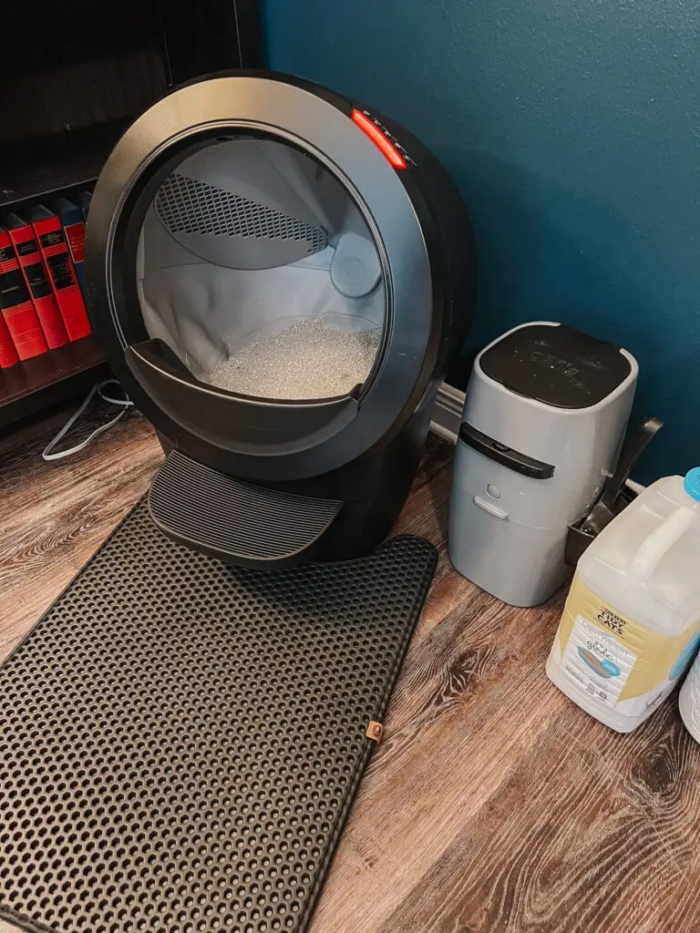 Litter-Robot 4 13 - Cats & Coffee