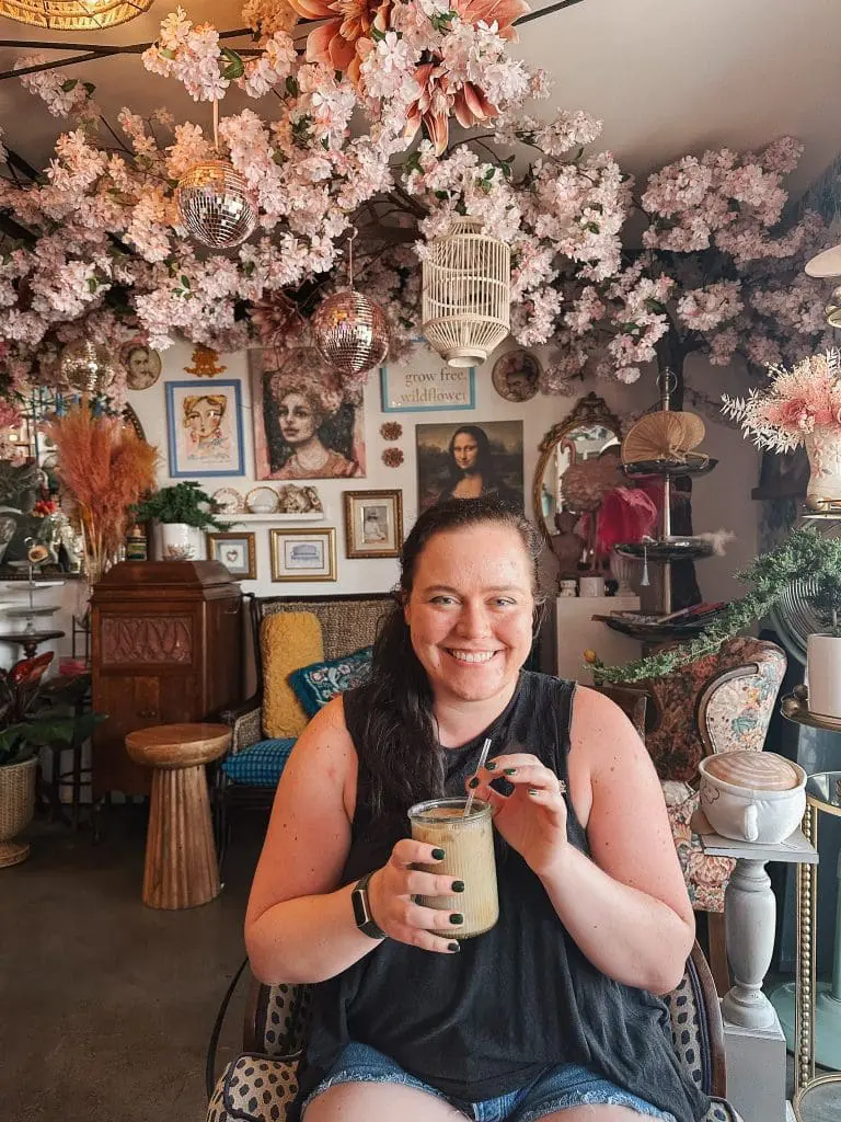 Blooming Floral Cafe Tampa FL 20-min - Cats & Coffee Blooming Floral Cafe Tampa FL
