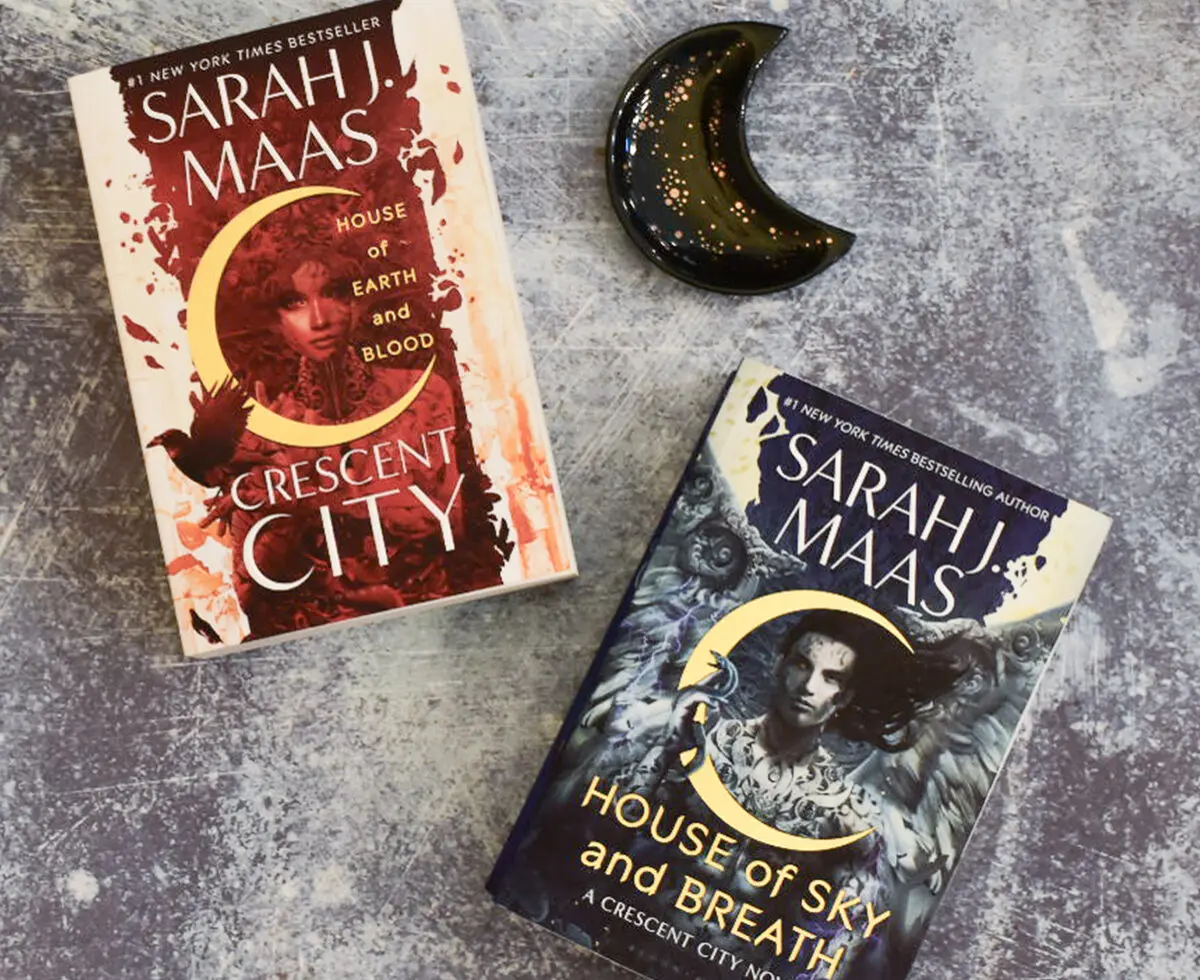 Crescent City Reading Guide