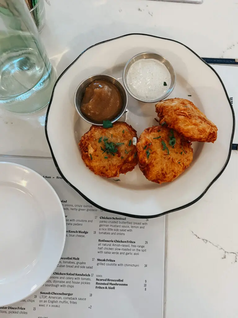 Willa's Restaurant, Tampa Bay Florida 3 - Cats & Coffee