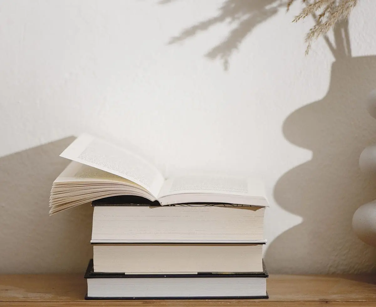 Motivational Books for the New Year CP - Cats & Coffee Motivational Books for the New Year