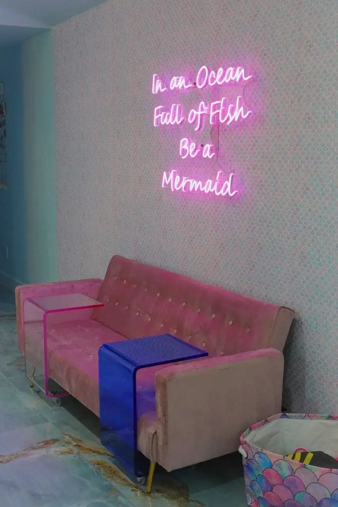 Mermaid House Airbnb 1 - Cats & Coffee Mermaid House Airbnb 1