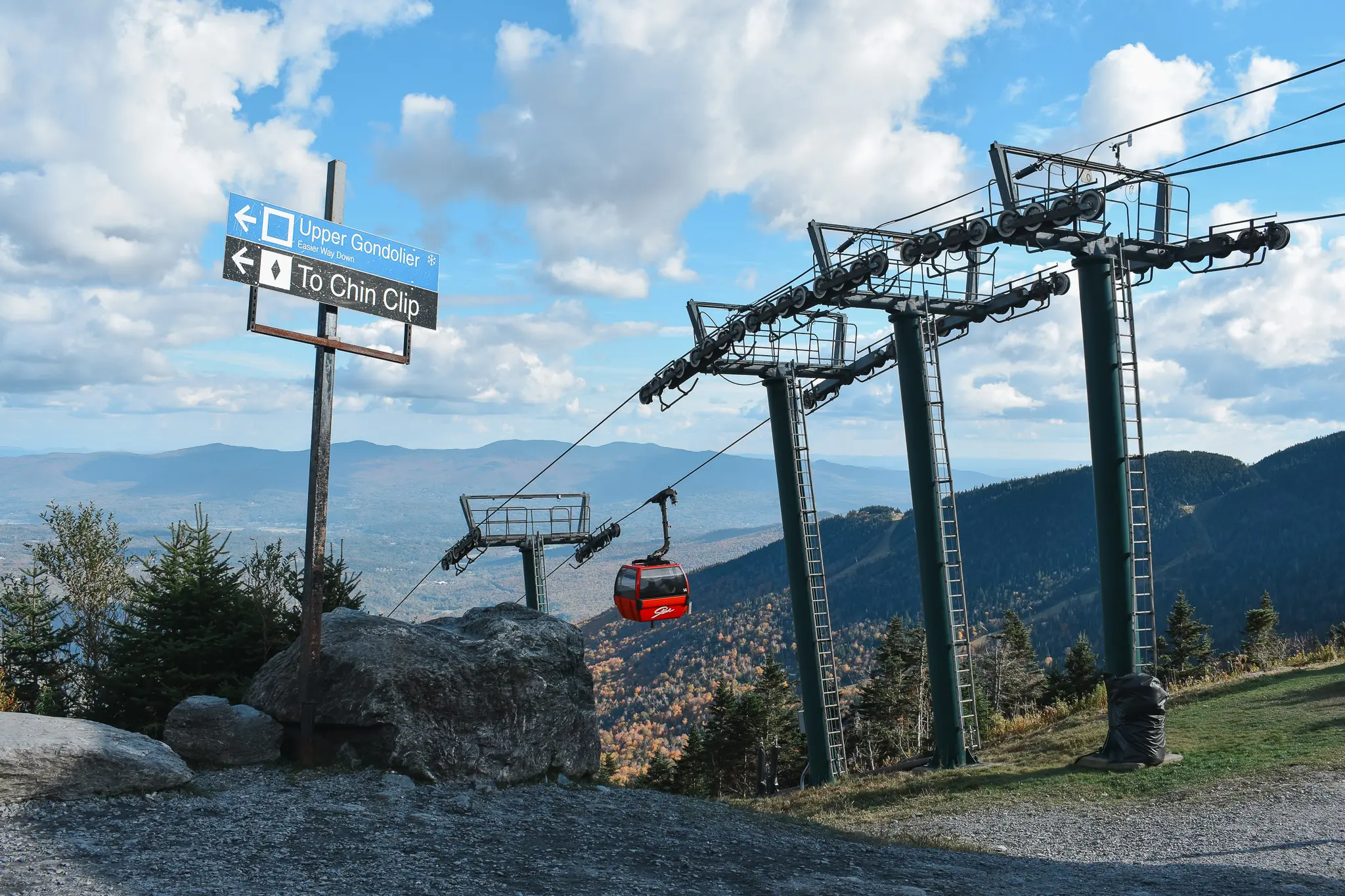 DSC_0353 - Cats & Coffee Gondola arriving at the summit of Mount Mansfield, showcasing panoramic views of Vermont’s highest peak