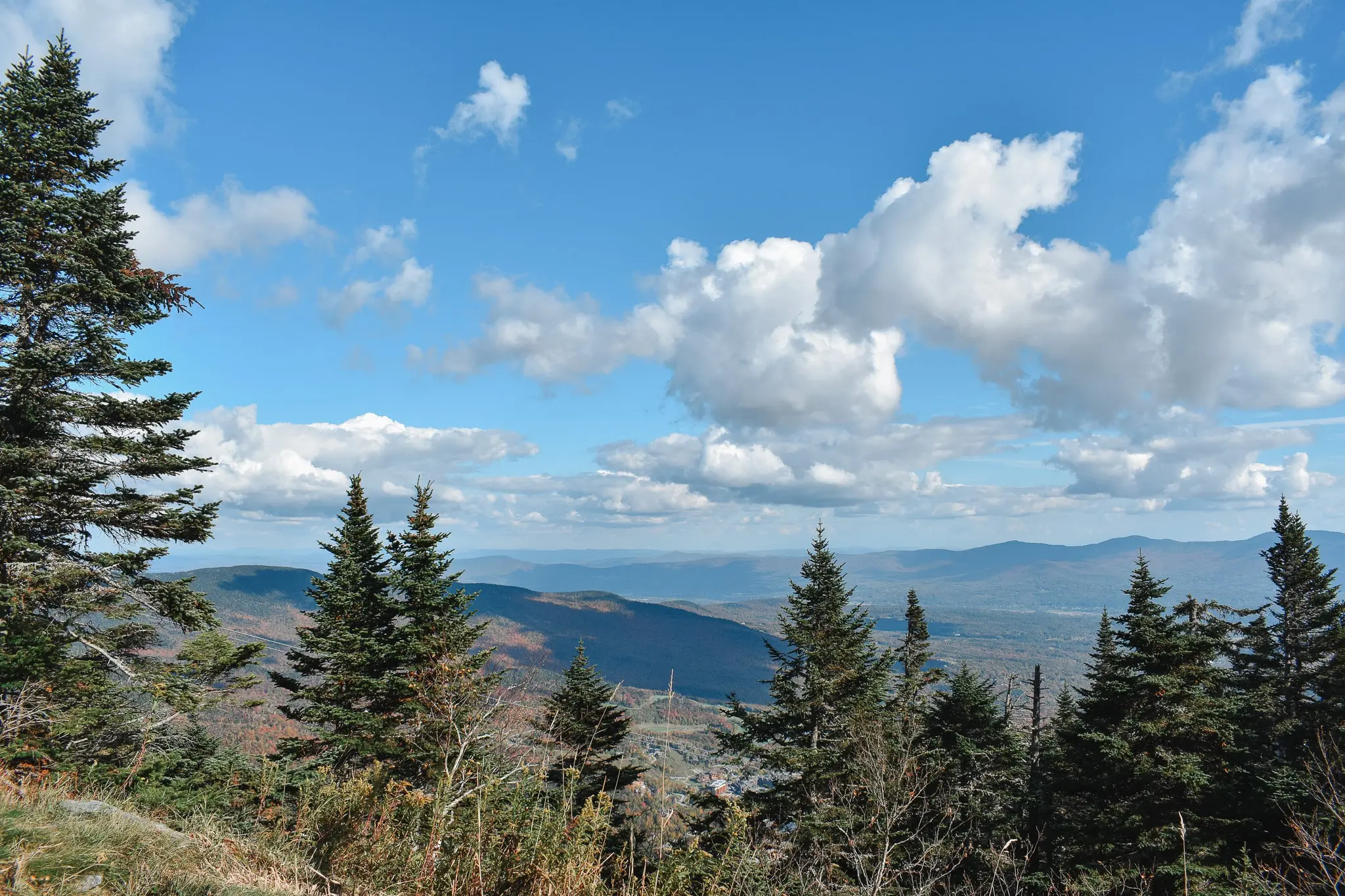 Stowe Vermont A Fall Photo Journal of Our Mini Honeymoon Getaway 25 - Cats & Coffee Scenic views at the top of Mount Mansfield in Stowe, Vermont