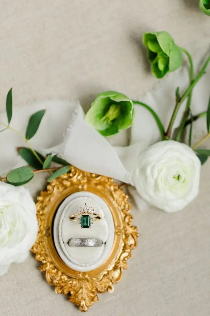OxfordExchangeWedding©AilynLaTorrePhotograpy-1899-min - Cats & Coffee Chupi Wedding Rings at Oxford Exchange Tampa Florida