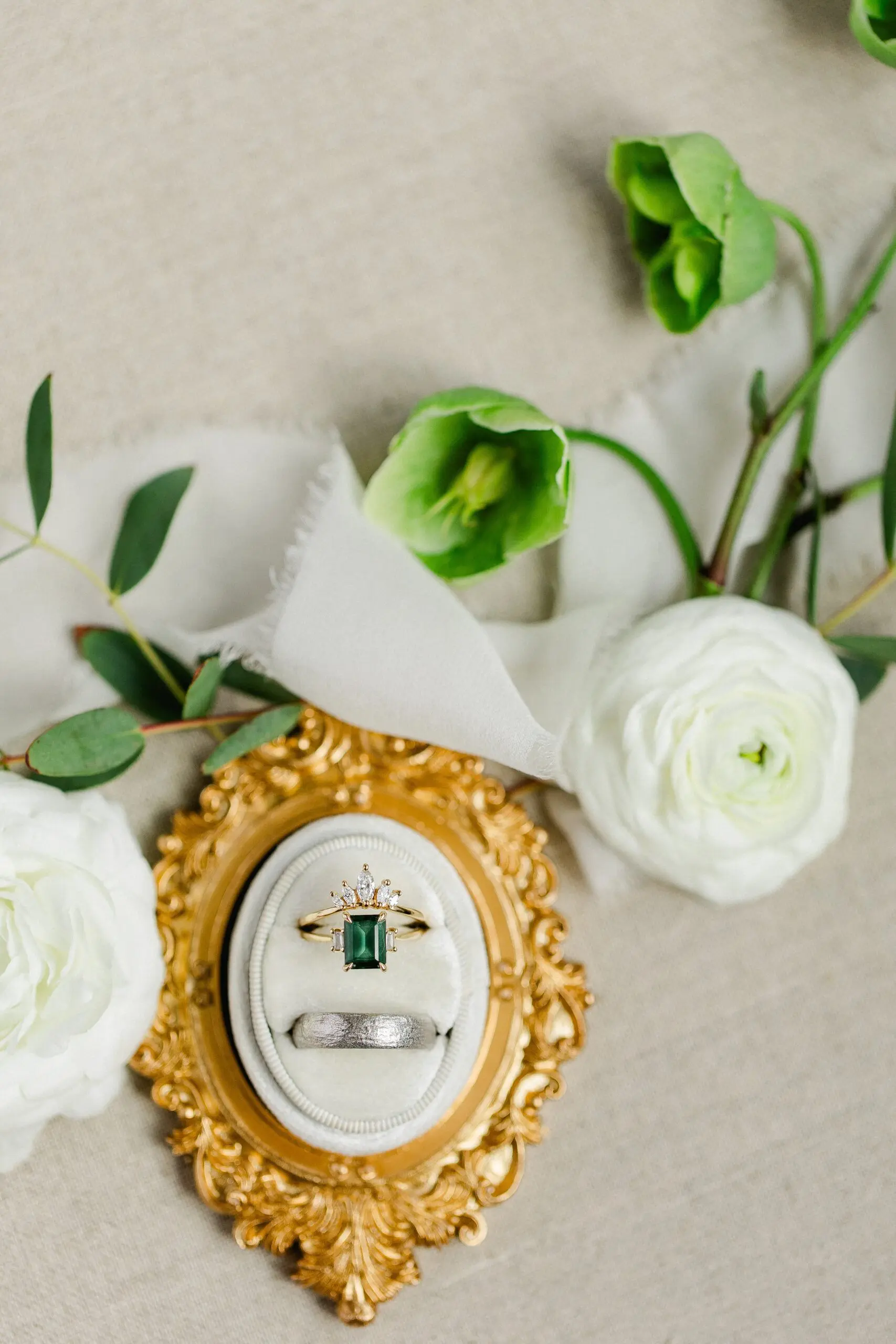 OxfordExchangeWedding©AilynLaTorrePhotograpy-1899-min - Cats & Coffee Chupi Wedding Rings at Oxford Exchange Tampa Florida