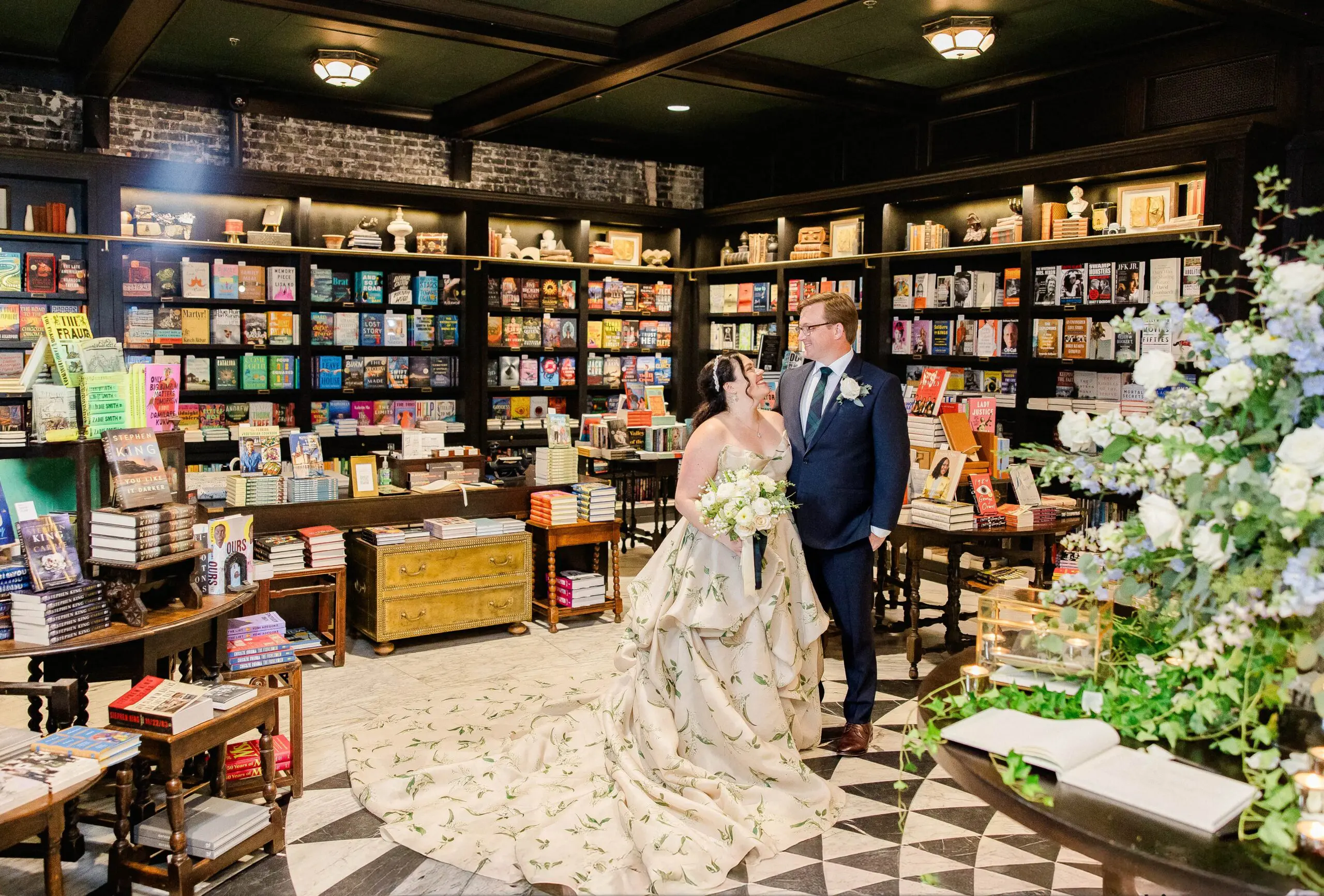 Oxford Exchange Bookstore Wedding - Cats & Coffee Oxford Exchange Bookstore Wedding
