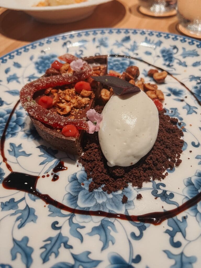 Chocolate tart with guava and hazelnuts  Rocca Tampa photos