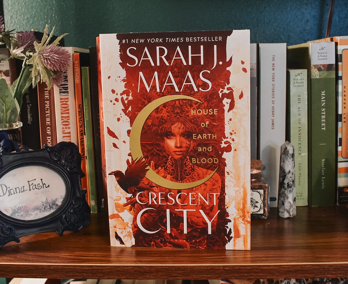 Crescent City 1 Sarah J Maas2
