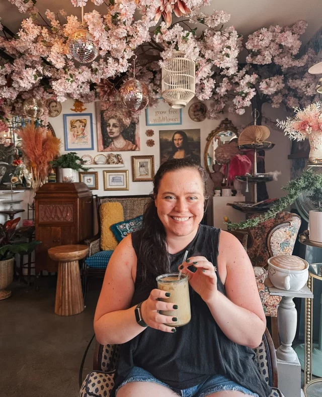 Exploring the best coffee shops in Tampa is one of my favorite slow weekend activities -- and my Tampa Coffee Guide just got a fresh update!⁠
⁠
Blooming Floral Cafe (@bloomingfloralcafe) in Seminole Heights is the newest addition to my coffee guide: a colorful and cozy spot where flowers and coffee meet (and, trust me, the creme brûlée iced latte is as good as it sounds).⁠
⁠
My dear friend @shays_okay_art came across this cafe and we had the best time hanging out, catching up, and cataloguing all of the pretty decor that we wanted to recreate in our own homes!⁠
⁠
Want to see more of Tampa’s hidden gem coffee spots? Comment COFFEE GUIDE and I’ll send you my full list! ☕💚💐⁠
⁠